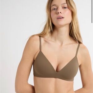 Etam lightly lined wireless bra